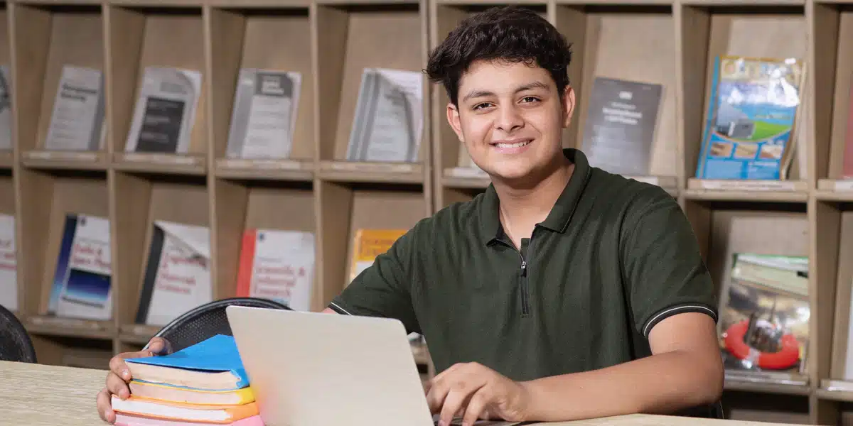 Top 12 career opportunities after BCom in 2025 