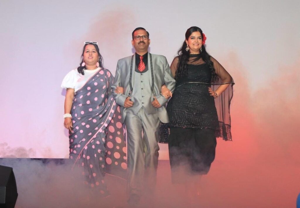 Dr Avnish Performing at EKAM