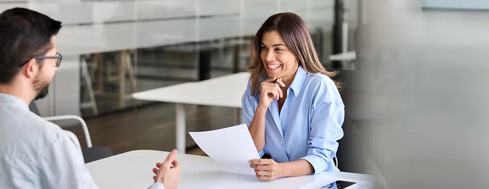 How does Online Manipal offer Placement Assistance? 
