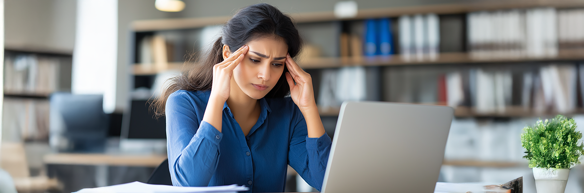 What Makes Students Drop Off in Online Programs and How Online Manipal Stands Out? 